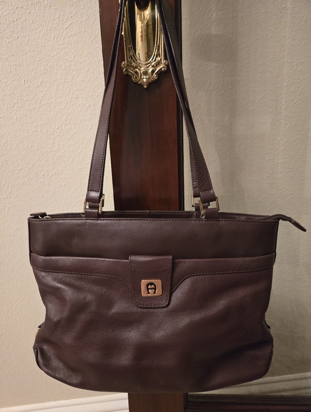 Etienne Aigner Vintage Shoulder Bag/Tote - EUC